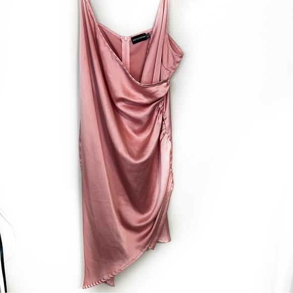 Pretty Little Thing Pink Asymmetrical Dress - Picture 1 of 5